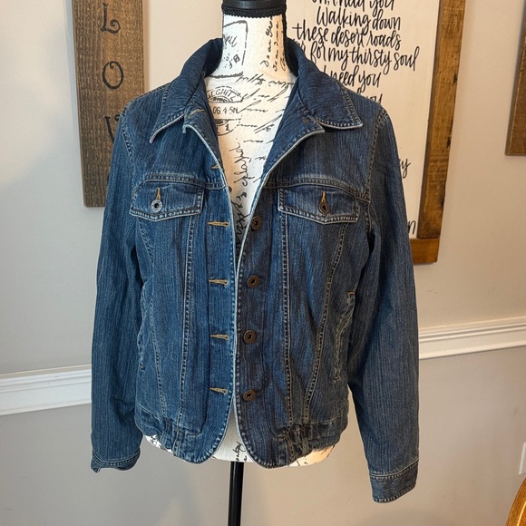 L.L. Bean Women's Denim Jacket - Picture 1 of 15